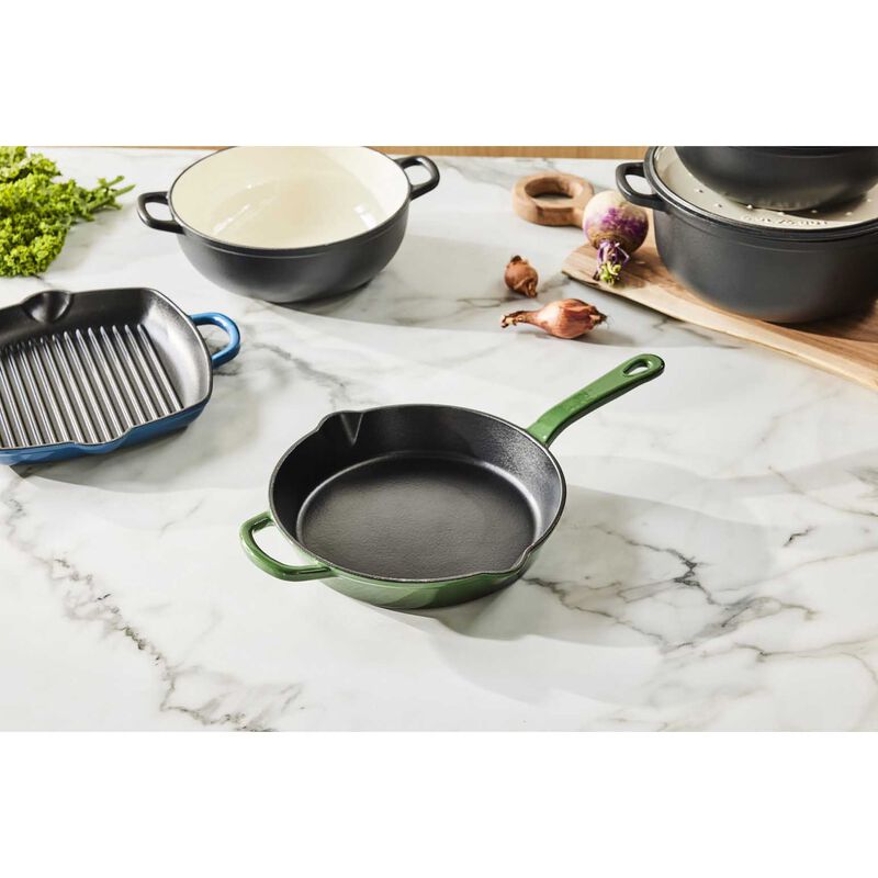 Maxwell & Williams Cast Iron Frypan English Racing Green 26cm Gift Boxed image number 3